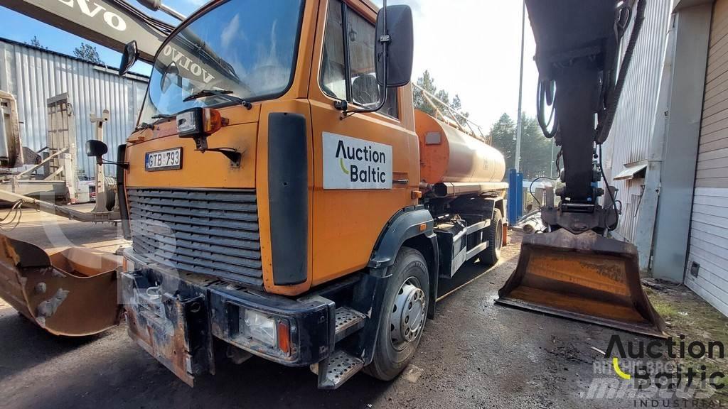 MAZ 533731 Cisterna