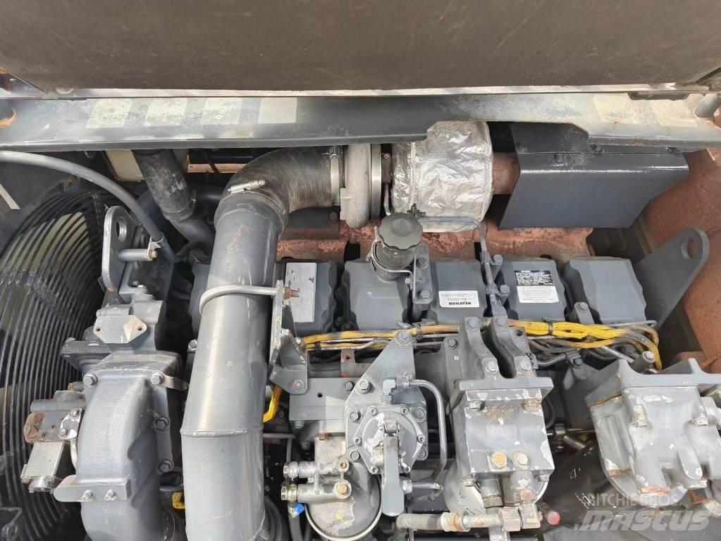 Komatsu PC 450-8 Escavatori cingolati