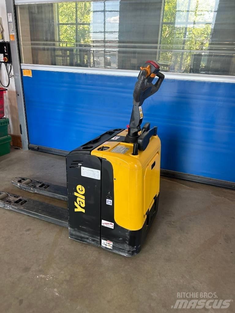 Yale MP20XUX Carrelli elevatori bassi a piattaforma