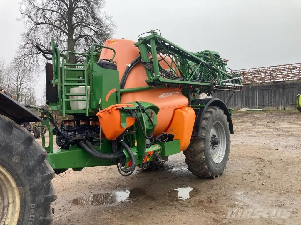 Amazone UX 5200 Irroratrici trainate