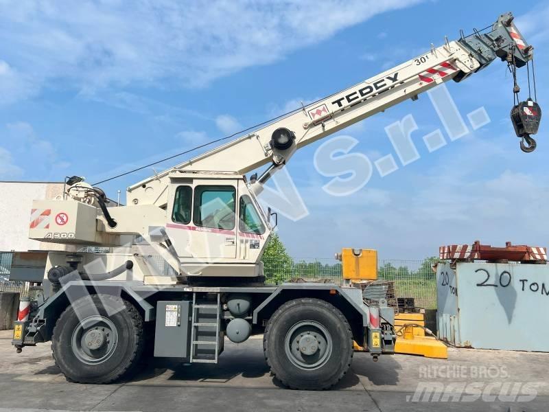 Terex A 300 Gru per terreni difficili