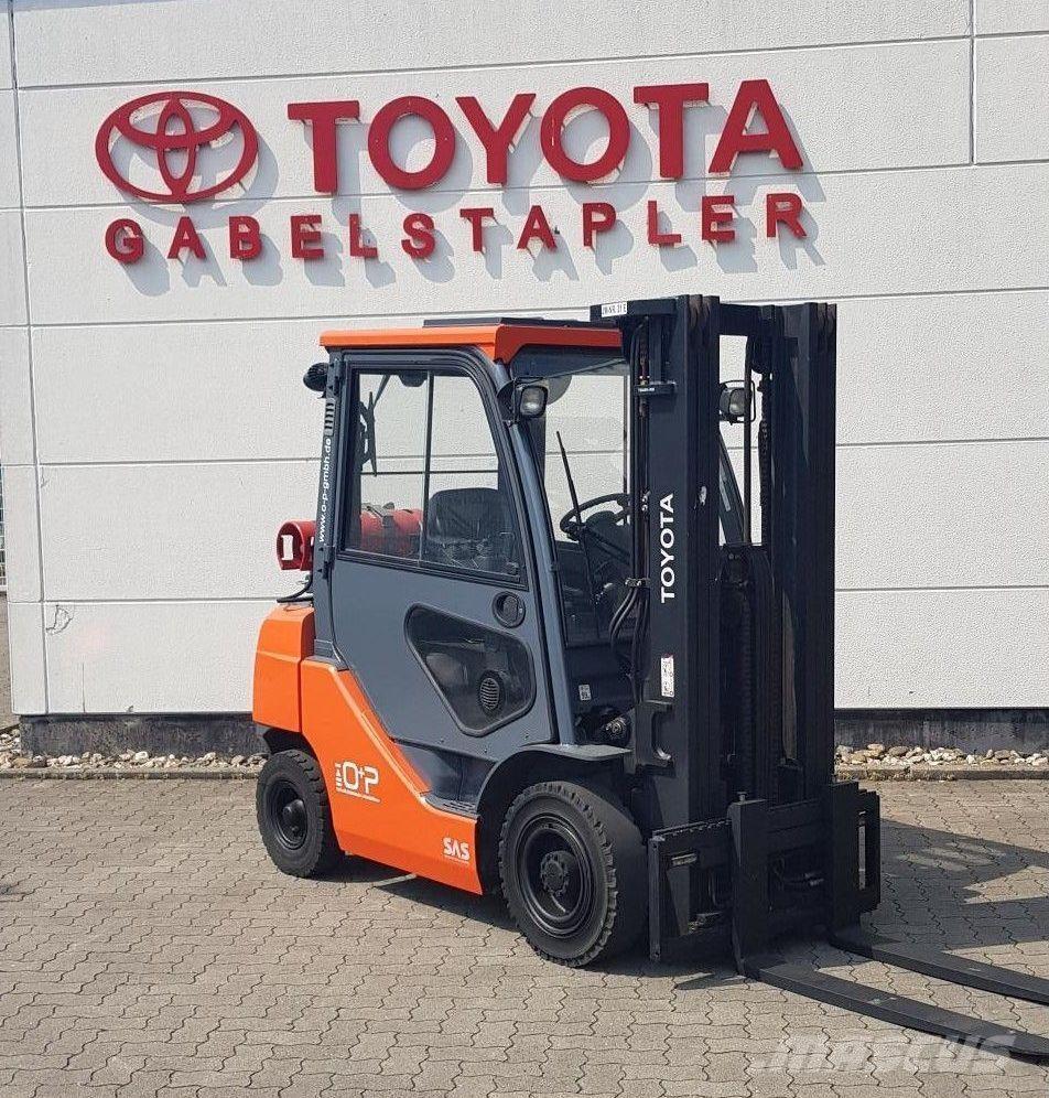 Toyota 02-8FGF25 Carrelli elevatori GPL