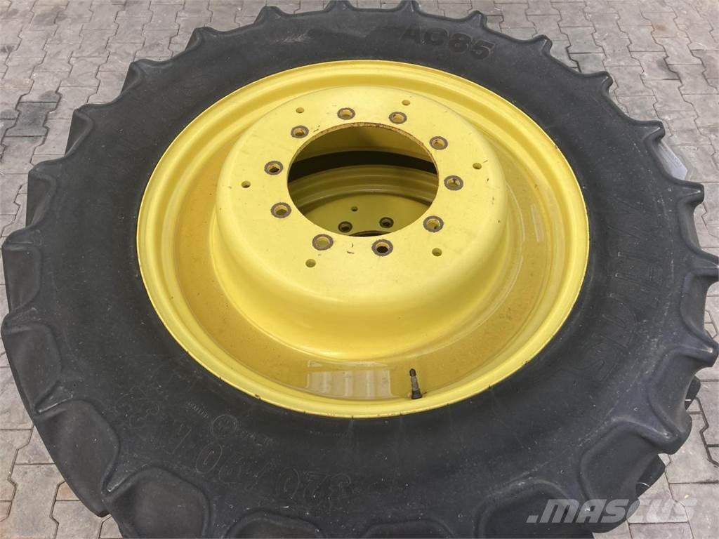 Mitas 320/90R32 Pneumatici, ruote e cerchioni