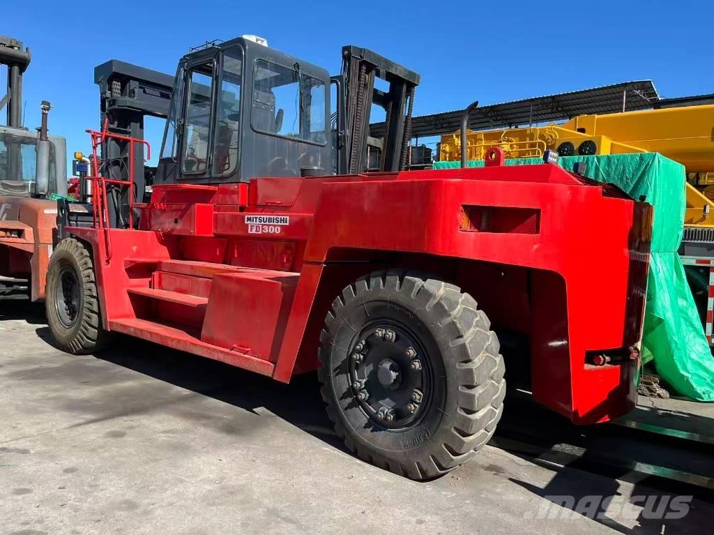 Mitsubishi FD 30 T Carrelli elevatori diesel