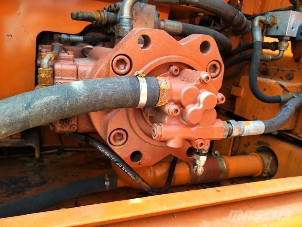 Doosan DX 225 LC Escavatori cingolati