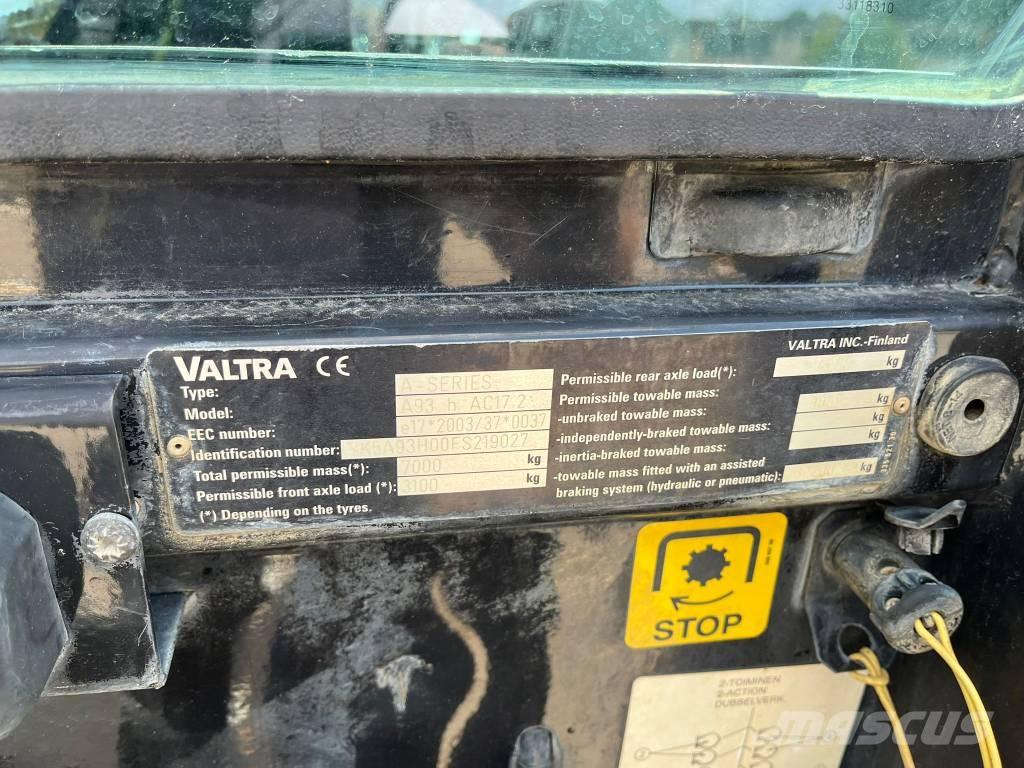 Valtra A 93 Trattori