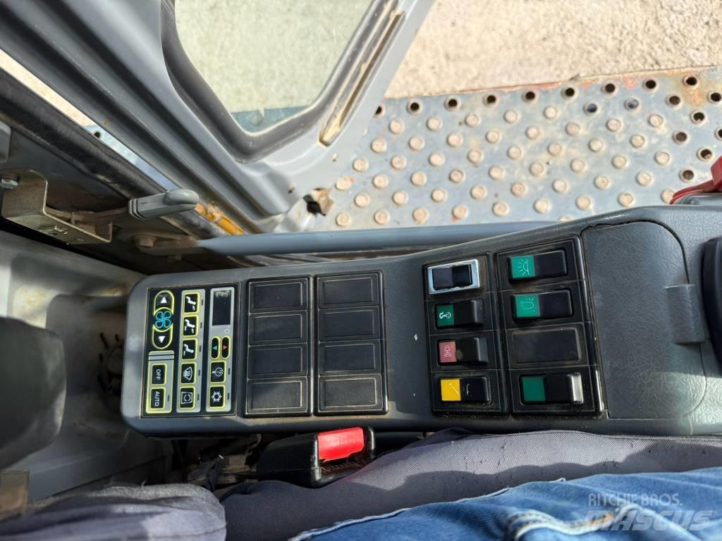 Volvo EC 360 B LC Escavatori cingolati