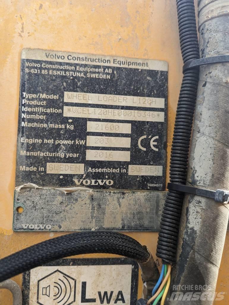 Volvo L 120 H Pale gommate
