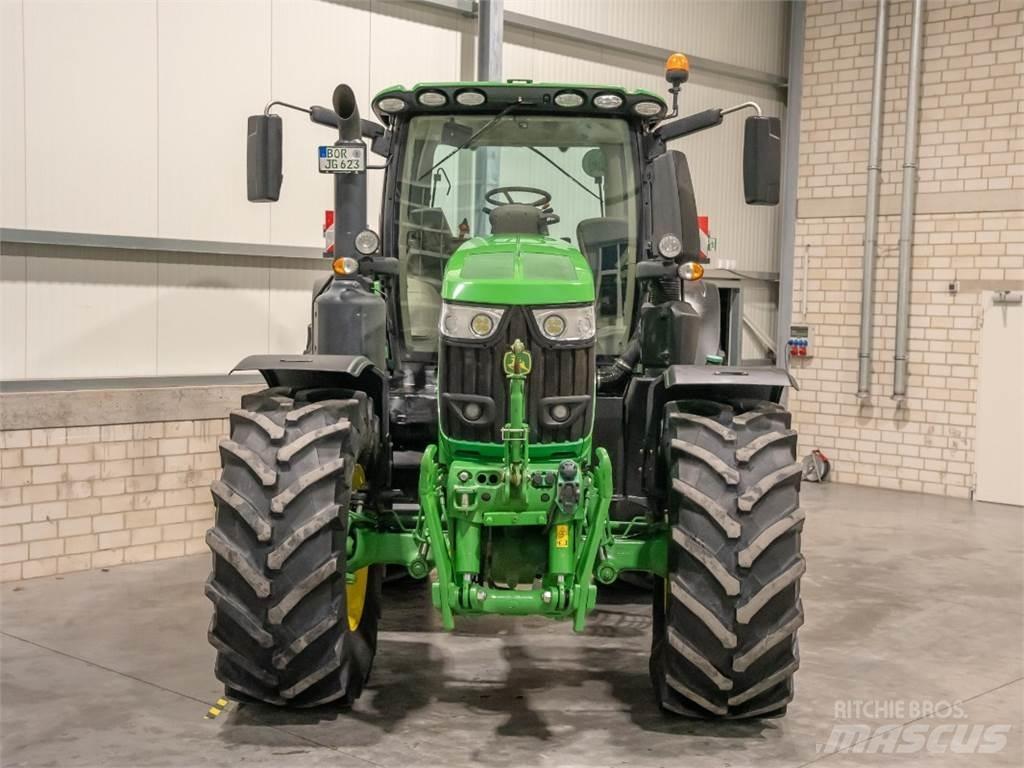 John Deere 6230R Trattori