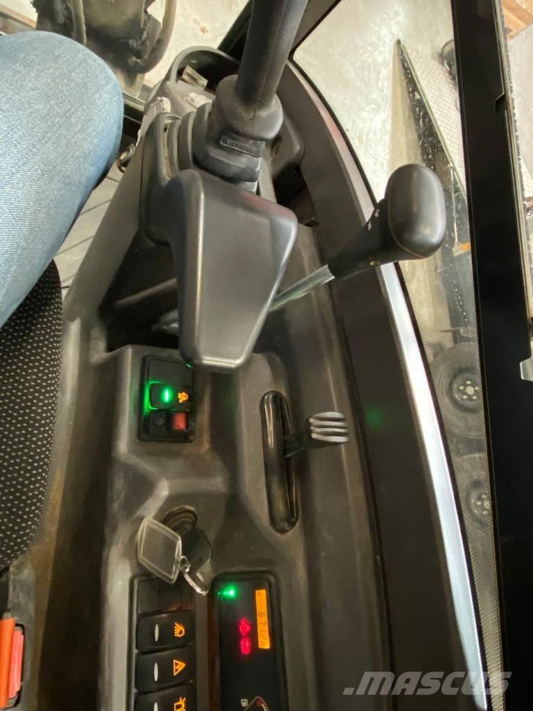 Volvo ERC 25 D Miniescavatori