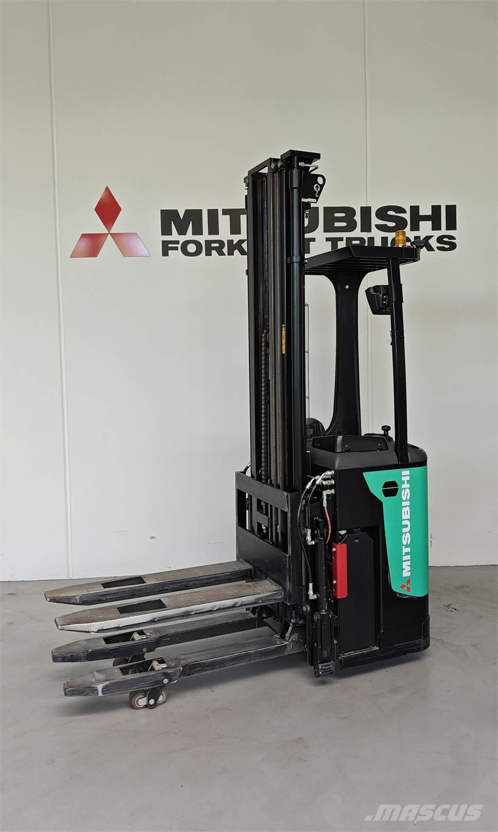 Mitsubishi SBR16NI Carrelli elevatori bassi a piattaforma
