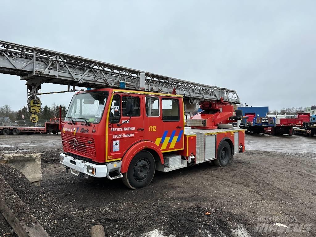 Mercedes-Benz 1424F Camion Pompieri
