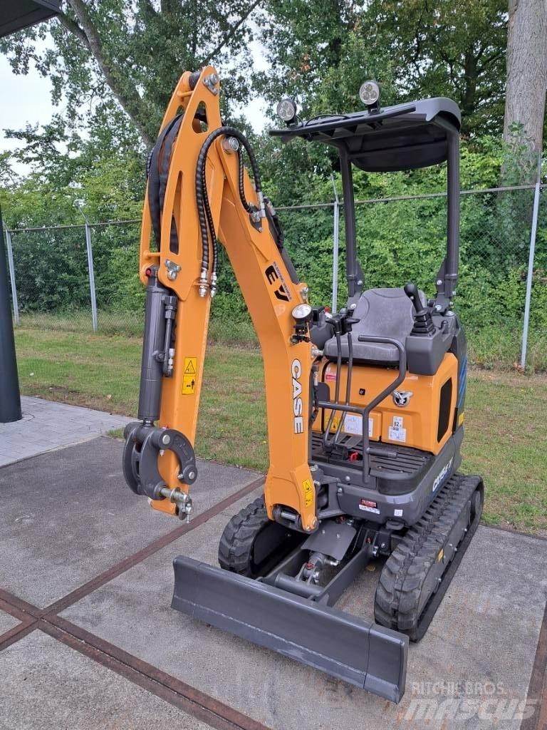 CASE CX15EV Miniescavatori