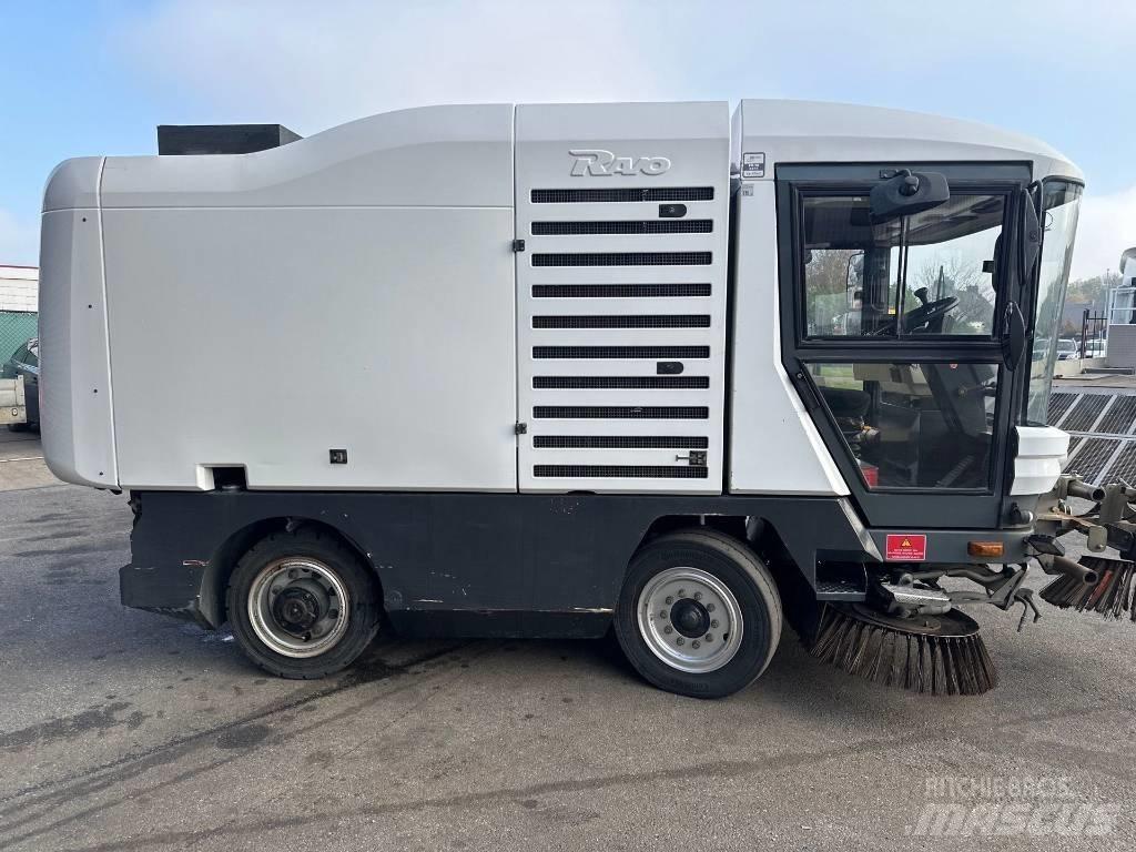 Ravo 530ST Spazzatrici