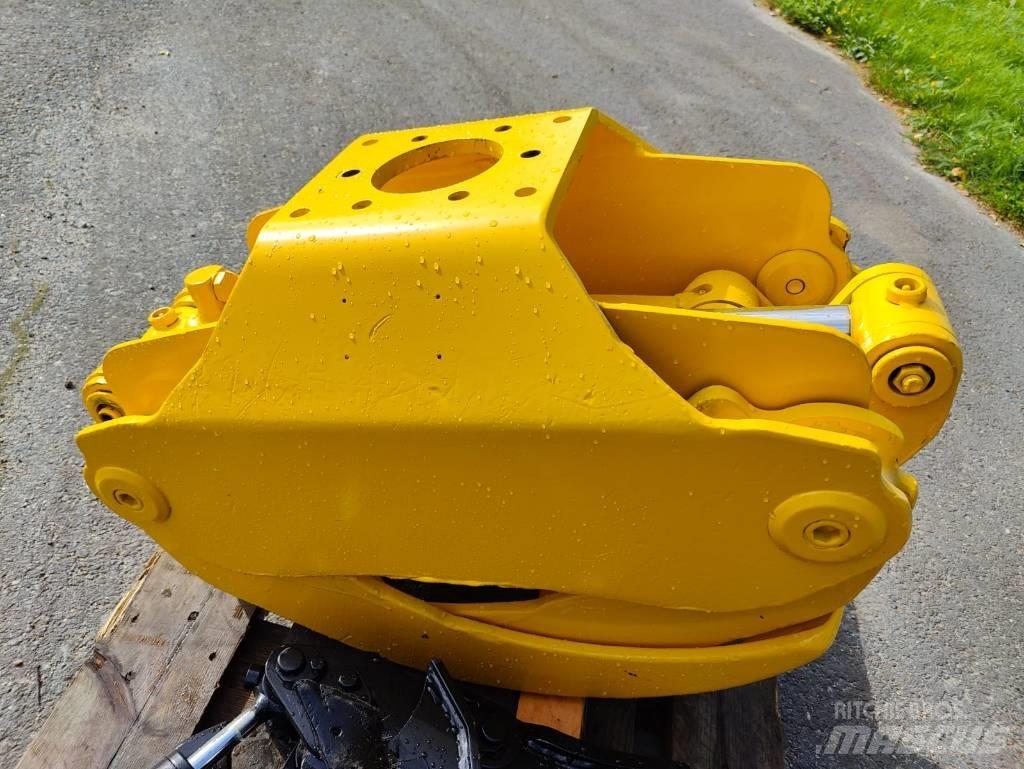 Komatsu G 28 Pinze