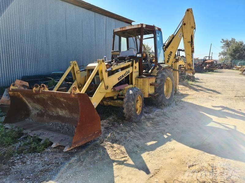 Komatsu WB97R Terne