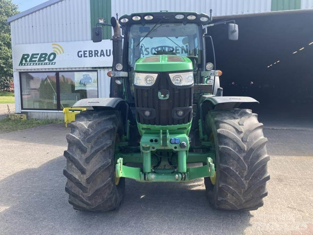 John Deere 6210R Trattori