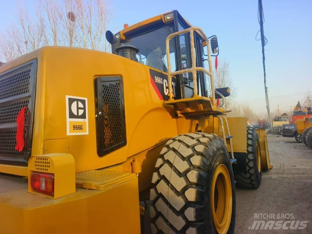 CAT 966G Pale gommate