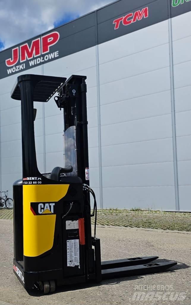 CAT NSR 16 N Elevatore passaggio stretto