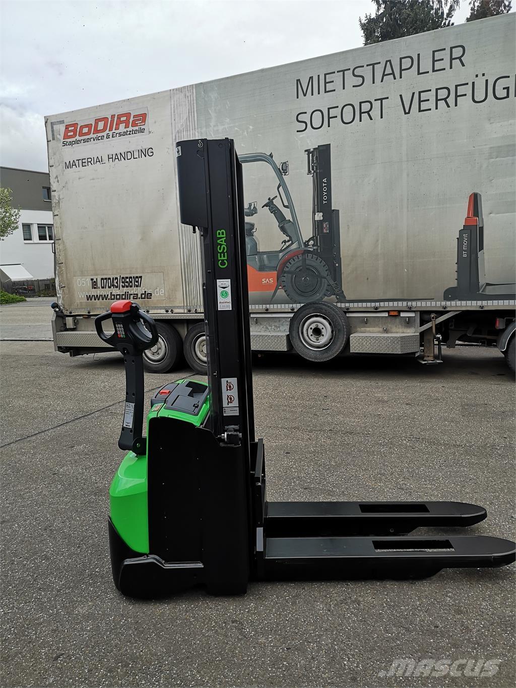 Cesab S210 Carelli stoccatori  automatici-usati