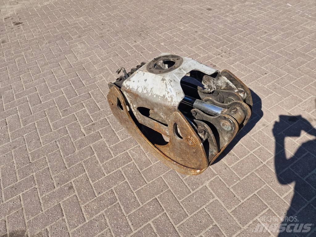 Komatsu G36 Forestale - Altro
