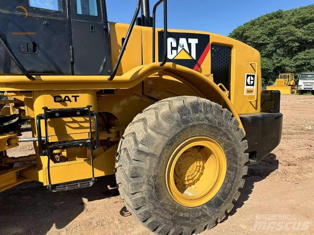 CAT 966 H Pale gommate