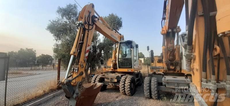 Liebherr A 904 C Escavatori gommati