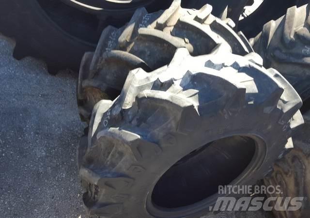  Pneus 12.4R20 Pneumatici, ruote e cerchioni