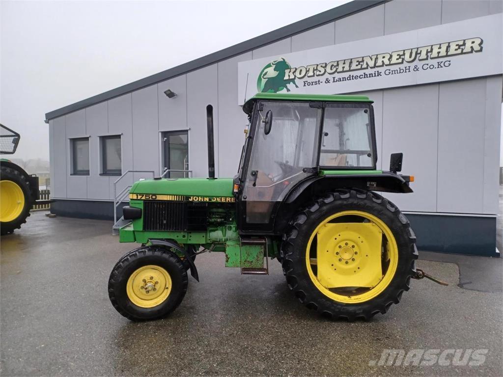 John Deere 1750 Trattori
