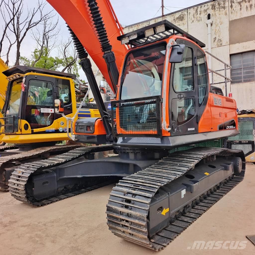 Doosan DX 300 Escavatori cingolati
