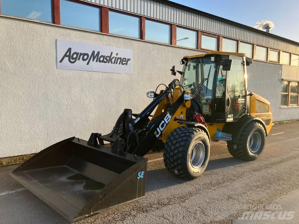 JCB 407 Pale gommate
