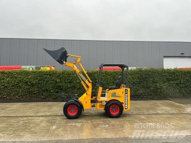 Knikmops KM180 Pale gommate