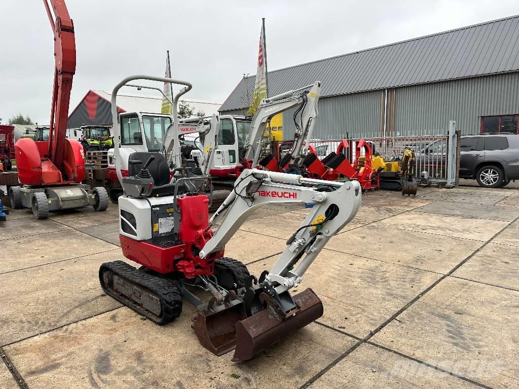 Takeuchi TB 210 R Miniescavatori