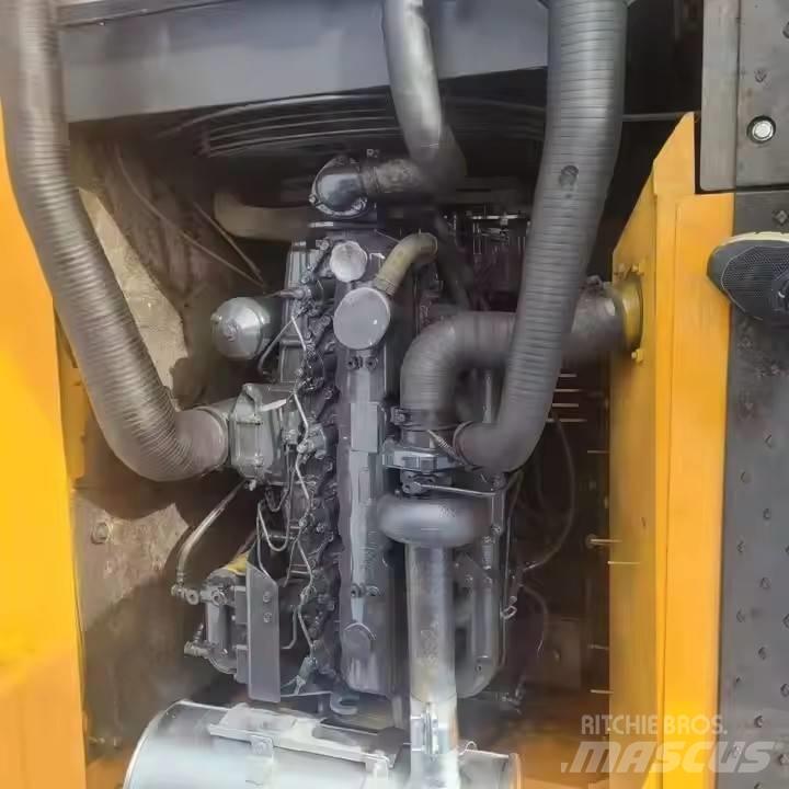 Hyundai 225 Escavatori cingolati