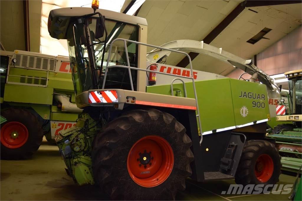 CLAAS Jaguar 900 Trince semoventi