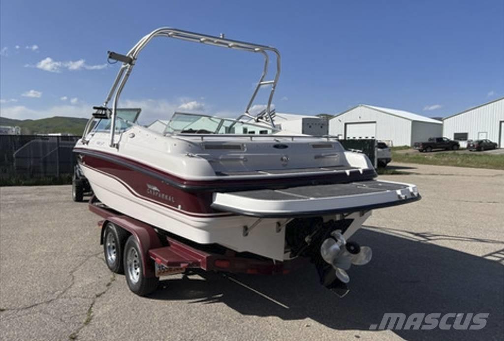  Chaparral 2330 SS Barche da lavoro, chiatte e pontoni