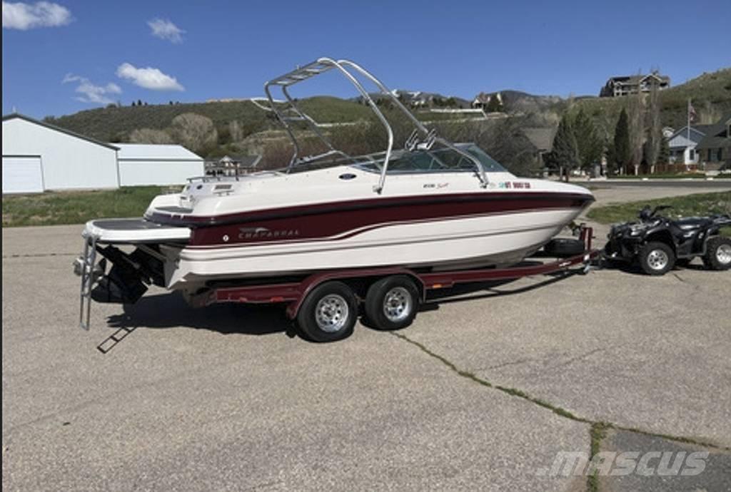  Chaparral 2330 SS Barche da lavoro, chiatte e pontoni