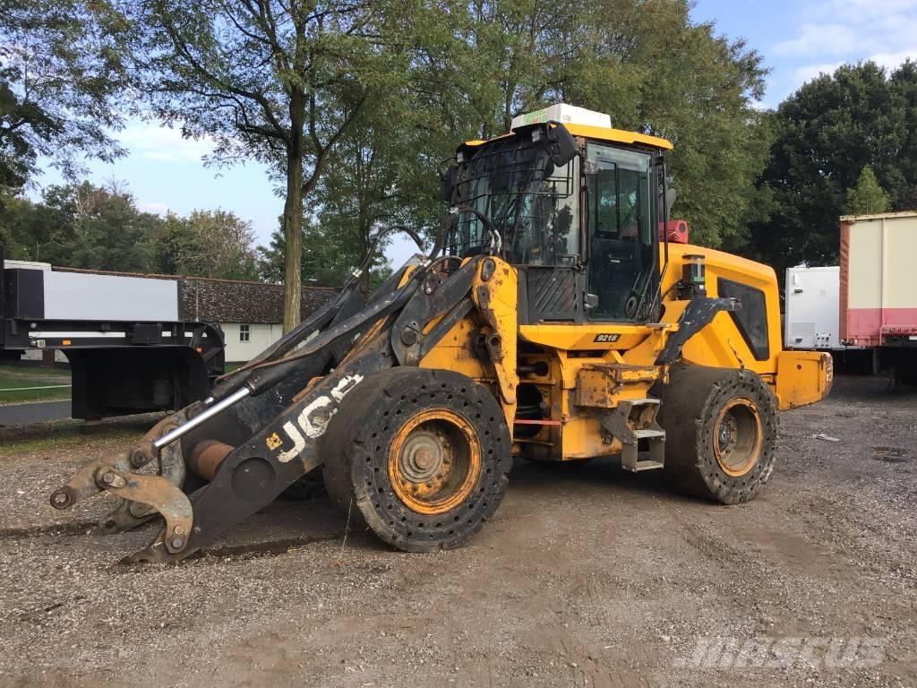JCB 437 WHT Pale gommate