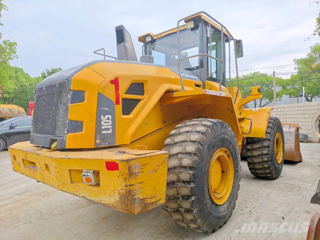 Volvo L 105 Pale gommate