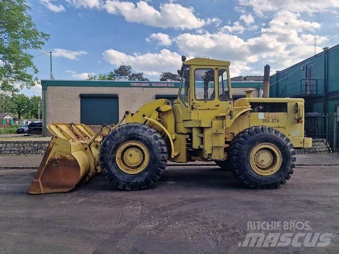 CAT 966C Pale gommate
