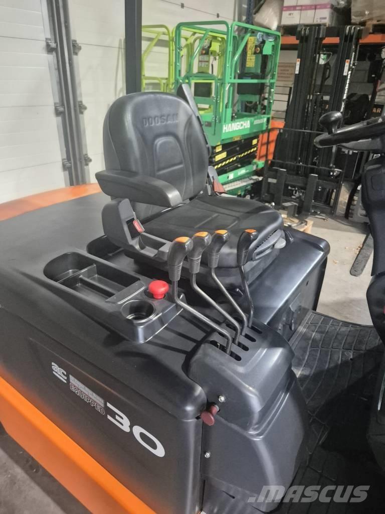Doosan B 30 X-5 Carrelli elevatori elettrici