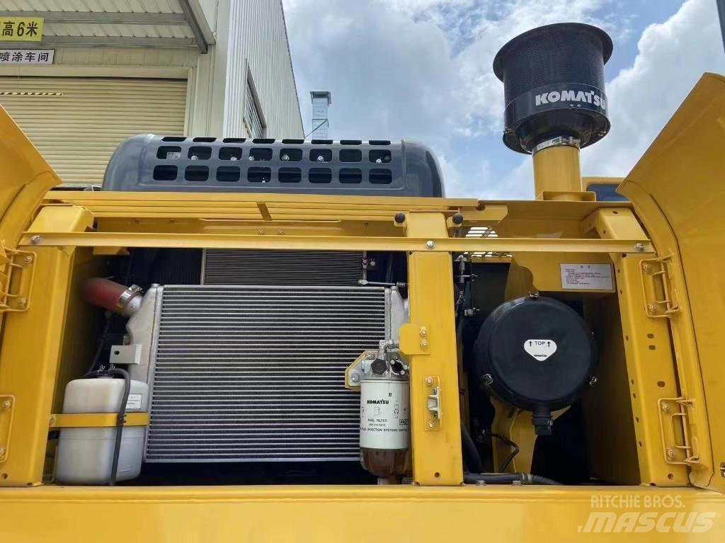 Komatsu PC 390 LC-10 Escavatori cingolati