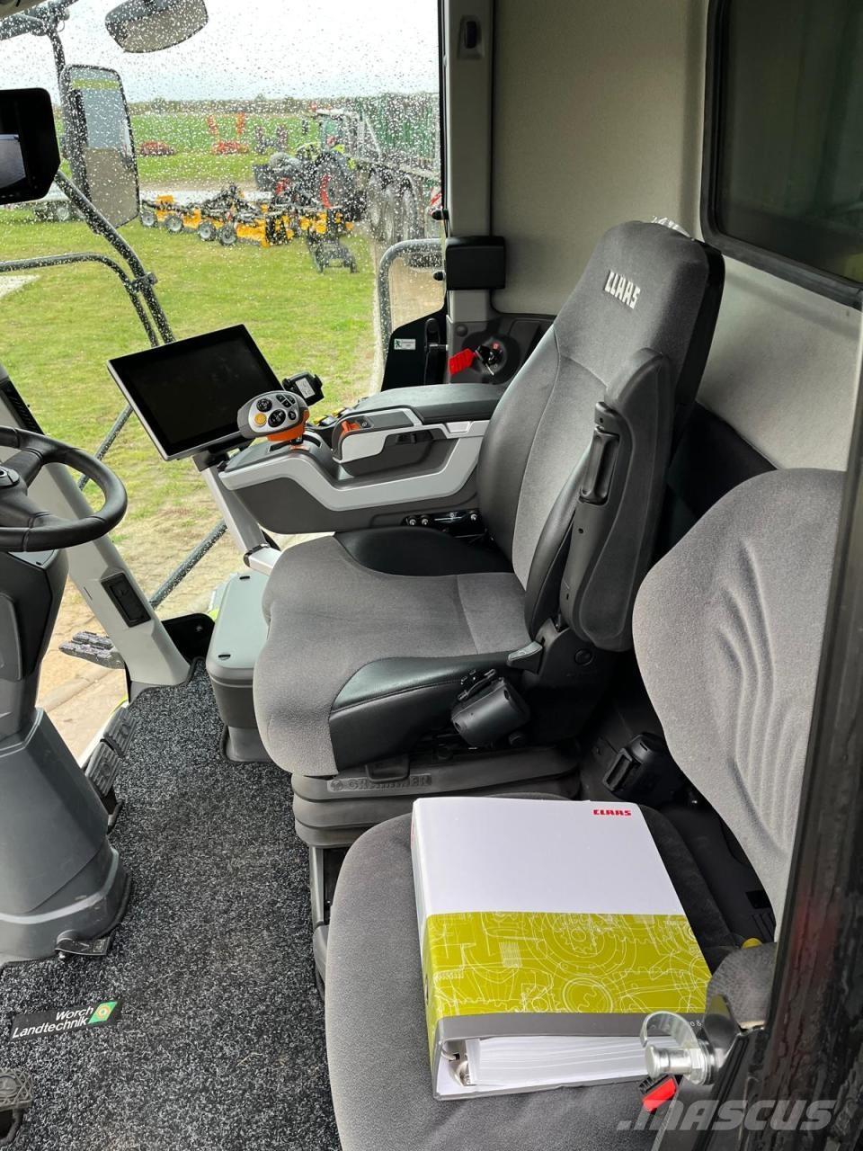 CLAAS Lexion 5300 Mietitrebbiatrici