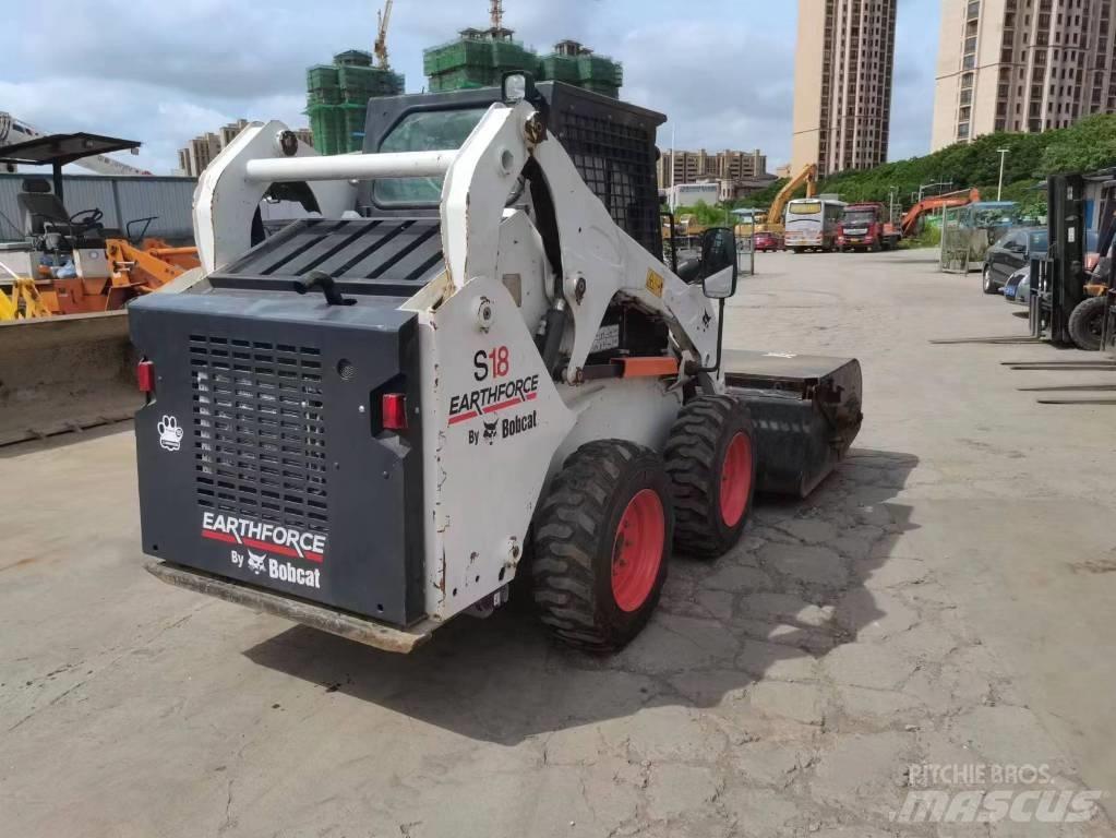 Bobcat S 16 Mini Pale Gommate