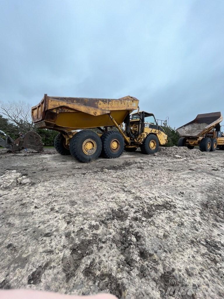 CAT 730 Dumpers articolati
