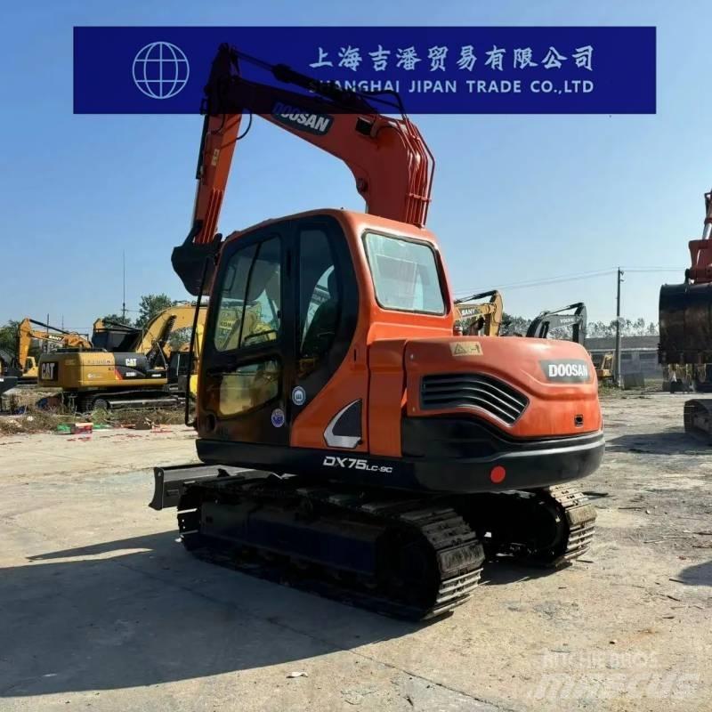 Doosan DX 75 Escavatori medi 7t - 12t