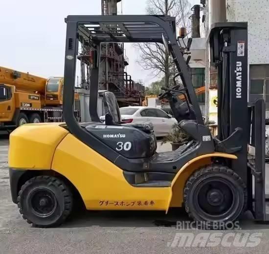 Komatsu 30 Carrelli elevatori diesel