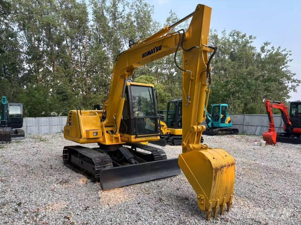 Komatsu PC 70 Miniescavatori