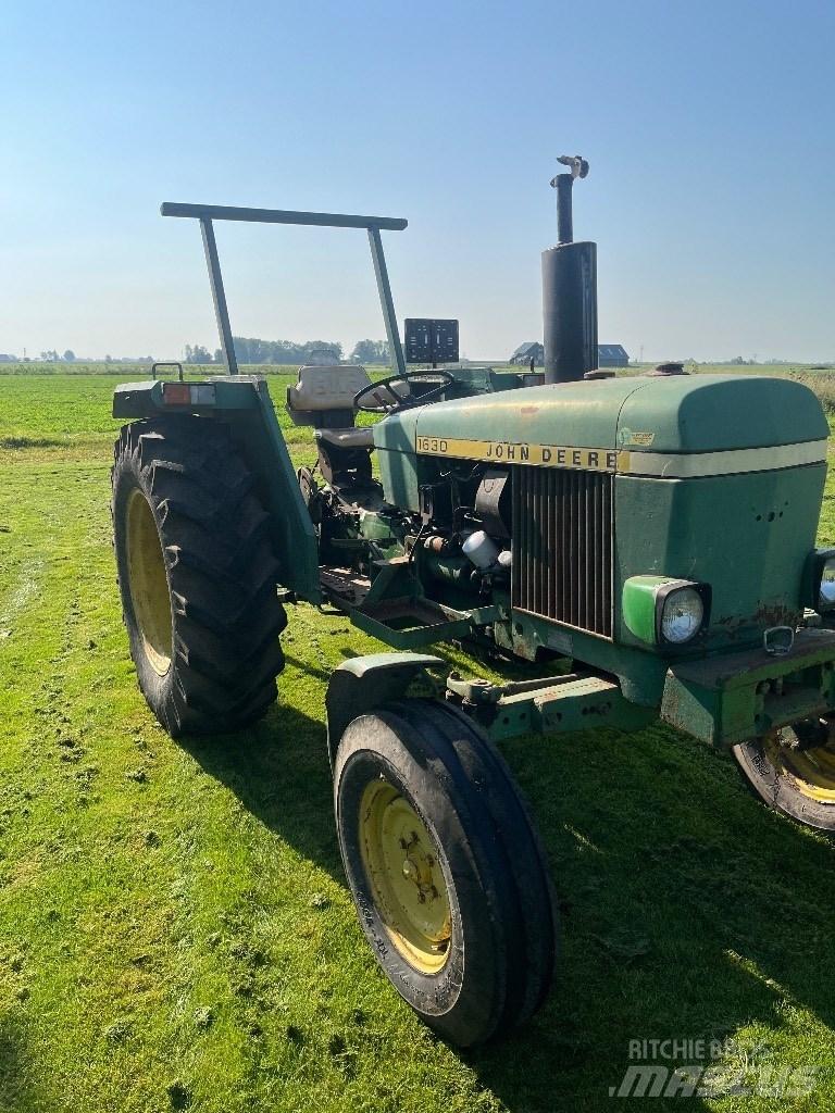 John Deere 1630 Trattori