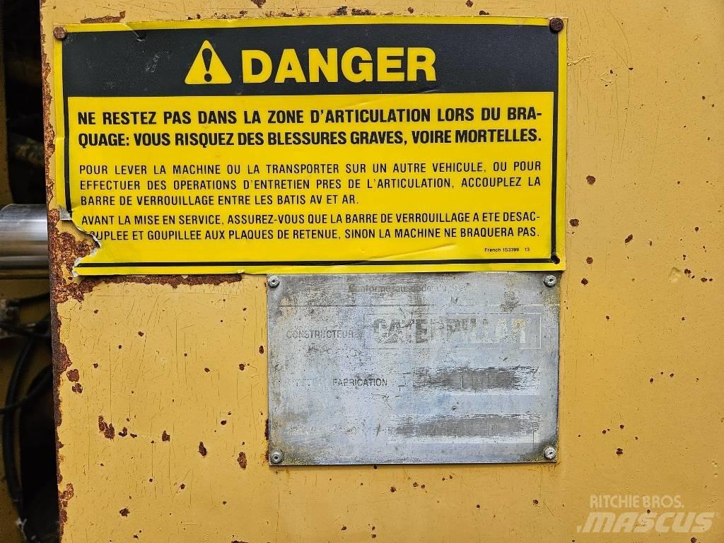 CAT 992C Pale gommate